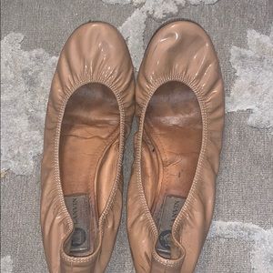 Lanvin beige pattern leather flats